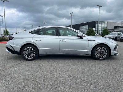 2026 Hyundai SONATA HYBRID SEL