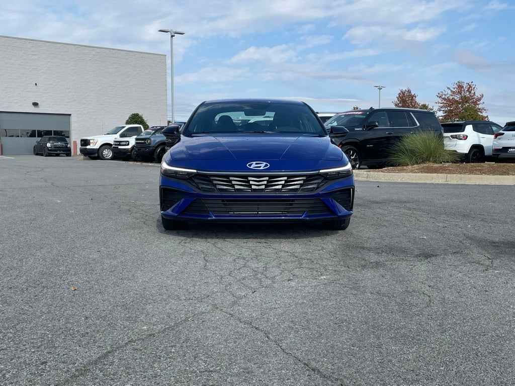 2025 Hyundai ELANTRA SEL Sport