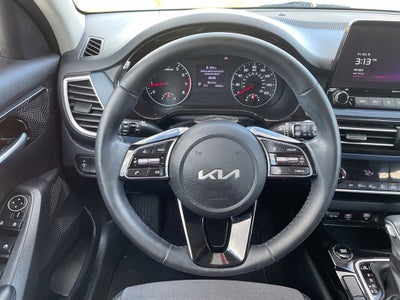 2023 Kia Seltos S