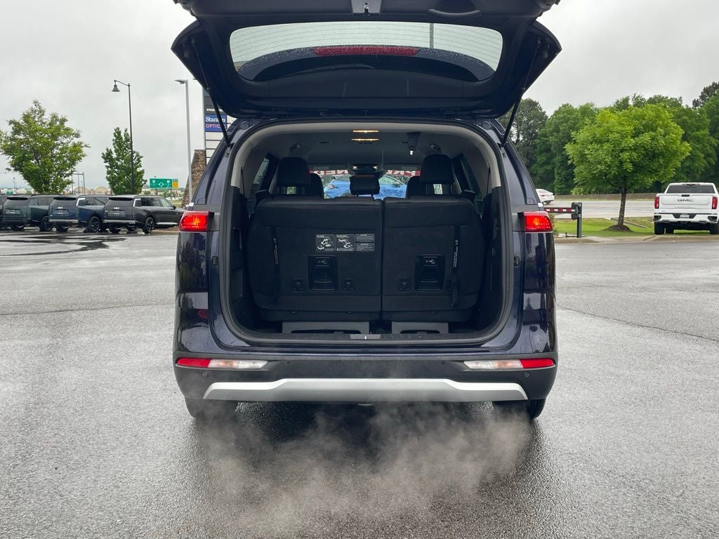 2023 Kia Carnival LX Seat Package