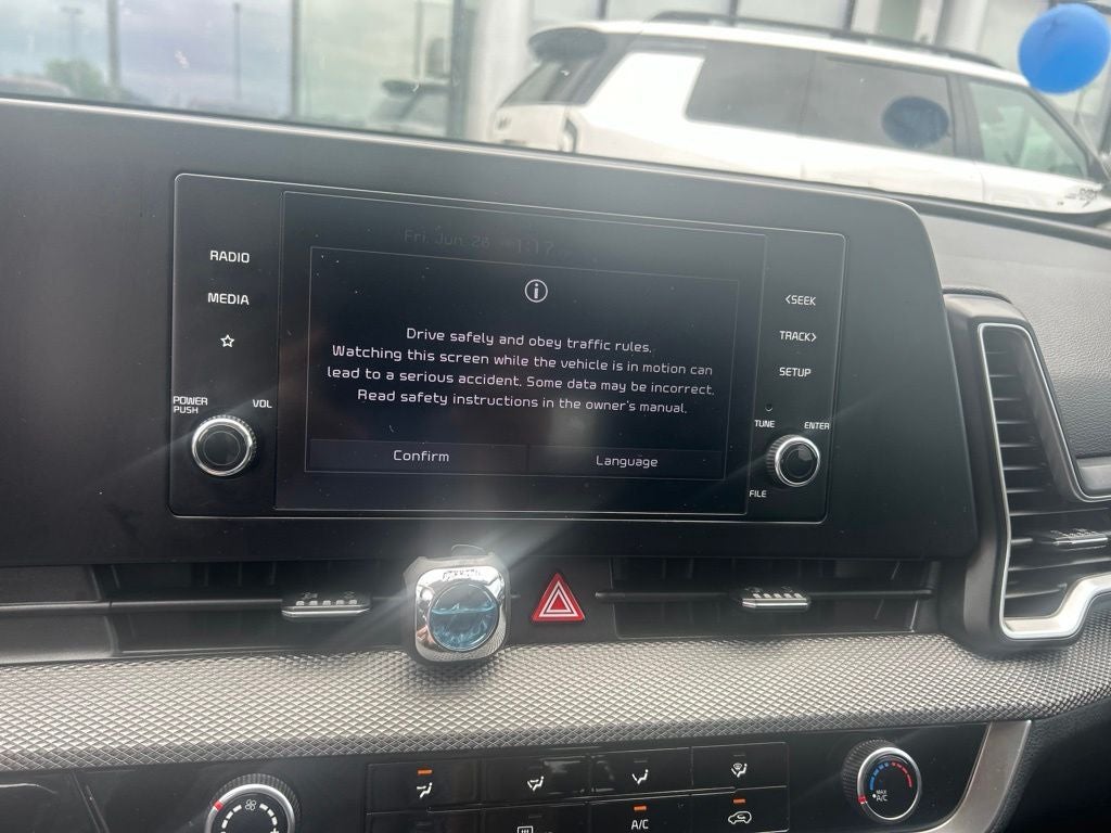 2024 Kia Sportage LX