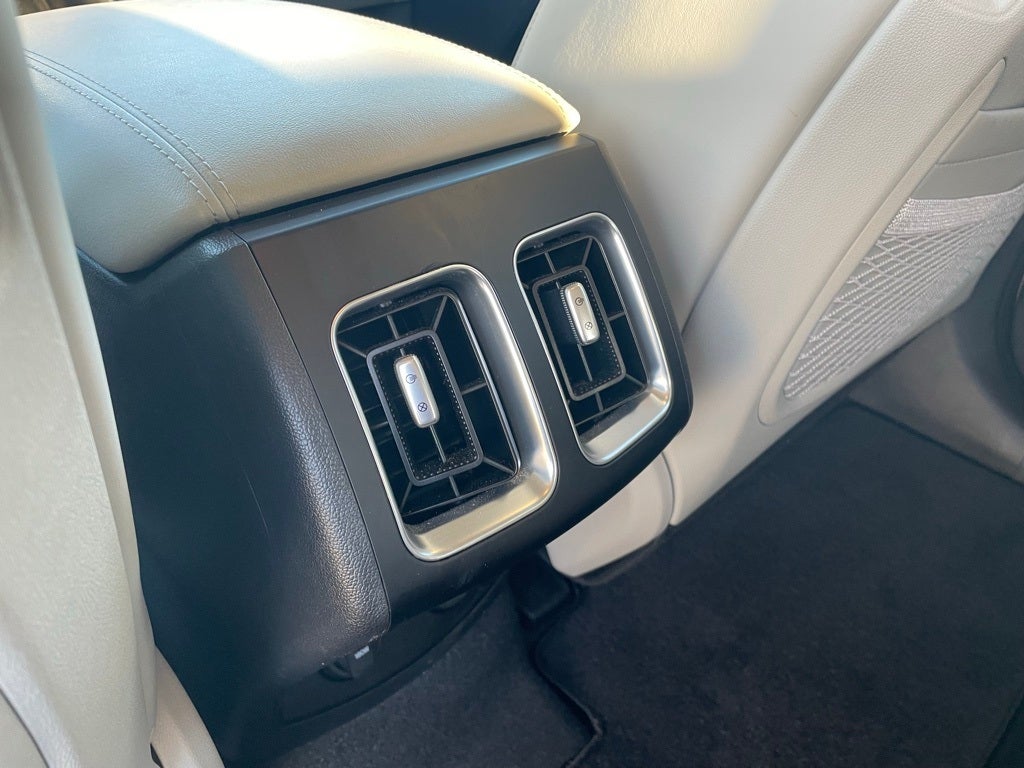 2022 Kia Sorento Hybrid S