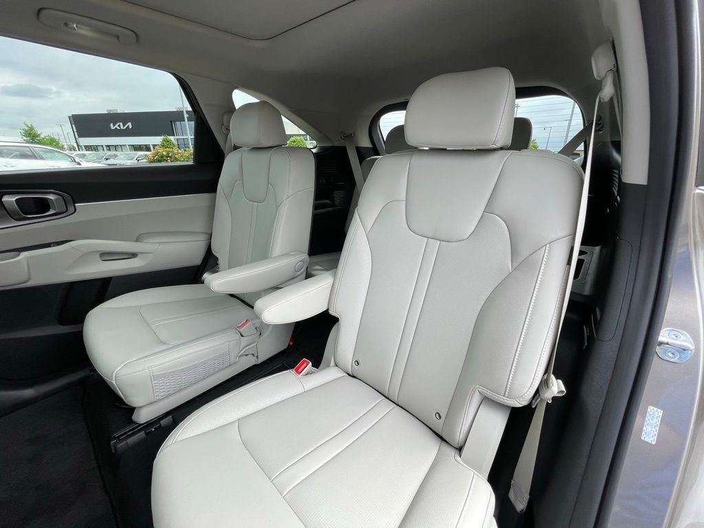 2025 Kia Sorento Hybrid EX