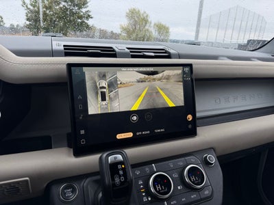 2023 Land Rover Defender 130 X-Dynamic SE