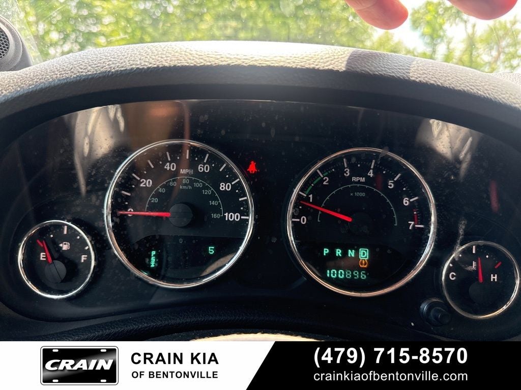 2014 Jeep Wrangler Sport - 4WD / CLEAN CARFAX