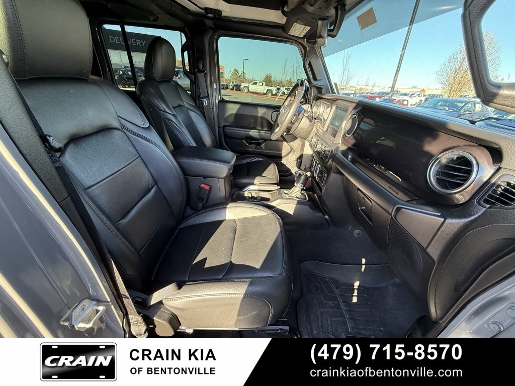 2019 Jeep Wrangler Unlimited Sahara Altitude - 4WD