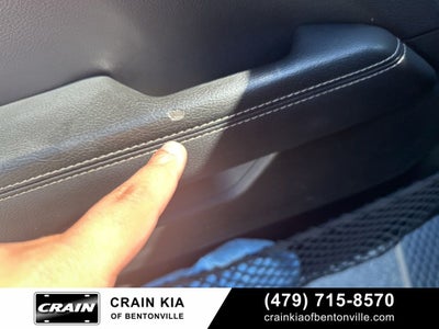 2018 Jeep Wrangler Unlimited Sahara - 4WD / ONE OWNER / LIFTED!