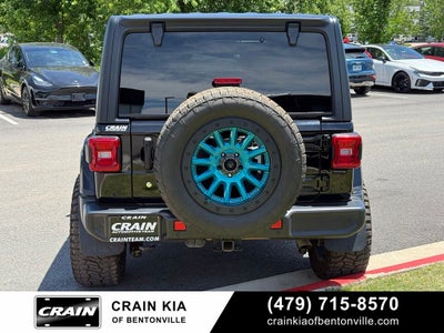 2018 Jeep Wrangler Unlimited Sahara - 4WD / ONE OWNER / LIFTED!