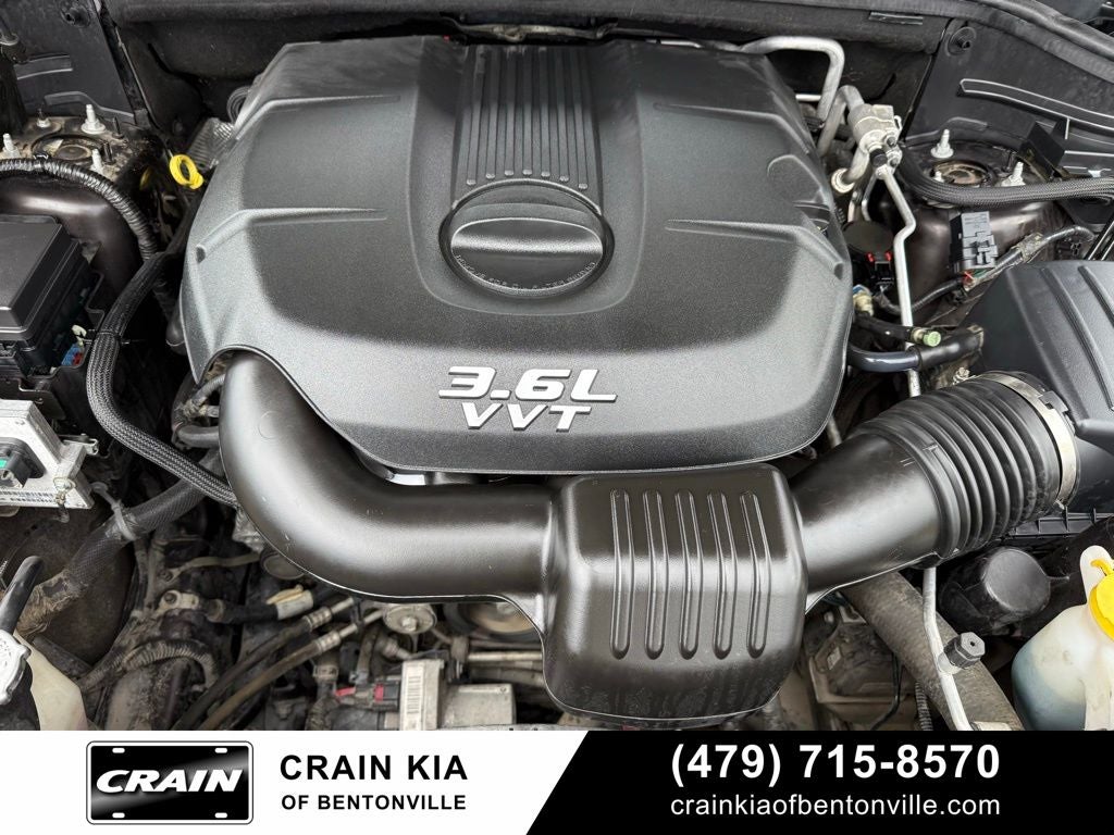 2013 Dodge Durango SXT - CLEAN CARFAX / 3RD ROW / VERY CLEAN!