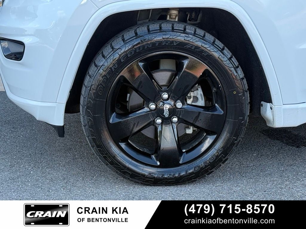2018 Jeep Grand Cherokee Altitude - 4WD / SUNROOF