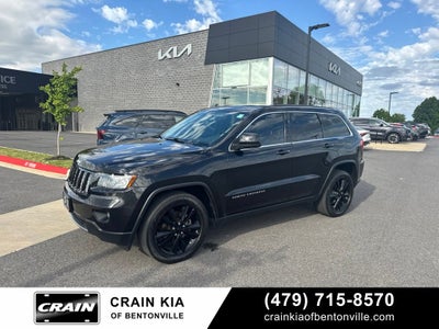 2013 Jeep Grand Cherokee Laredo - 4WD / SUNROOF