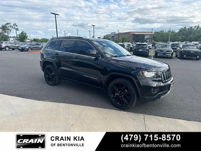 2013 Jeep Grand Cherokee Laredo - 4WD / SUNROOF