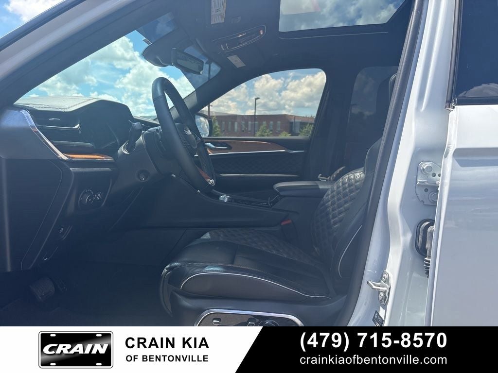 2025 Jeep Grand Cherokee L Summit - 4WD / PANORAMIC SUNROOF