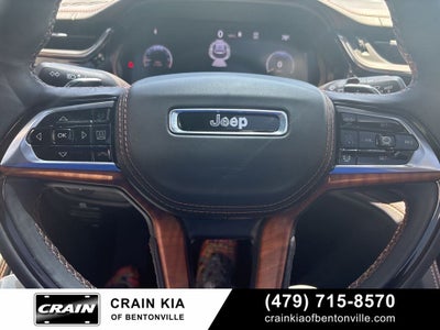 2025 Jeep Grand Cherokee L Summit - 4WD / PANORAMIC SUNROOF