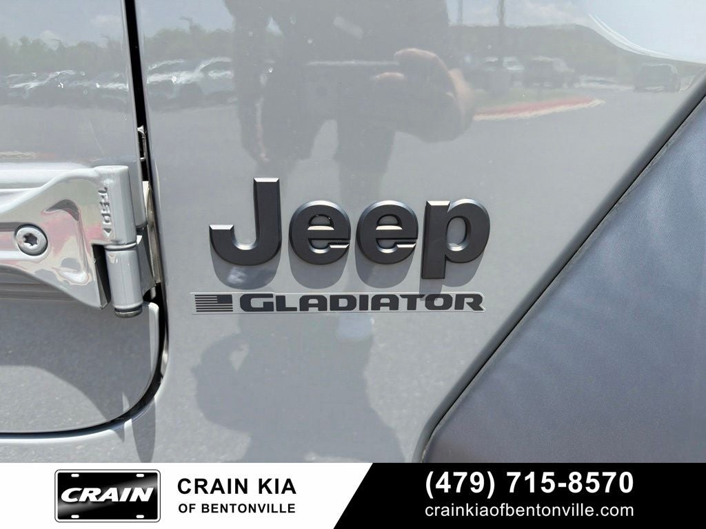 2023 Jeep Gladiator Sport - 4WD / CLEAN CARFAX