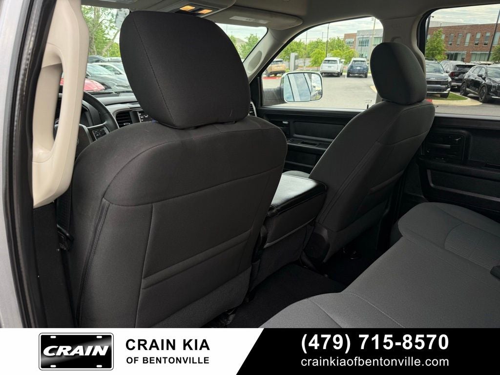 2021 RAM 1500 Classic Tradesman - CLEAN CARFAX / ONE OWNER / LOW MILES!
