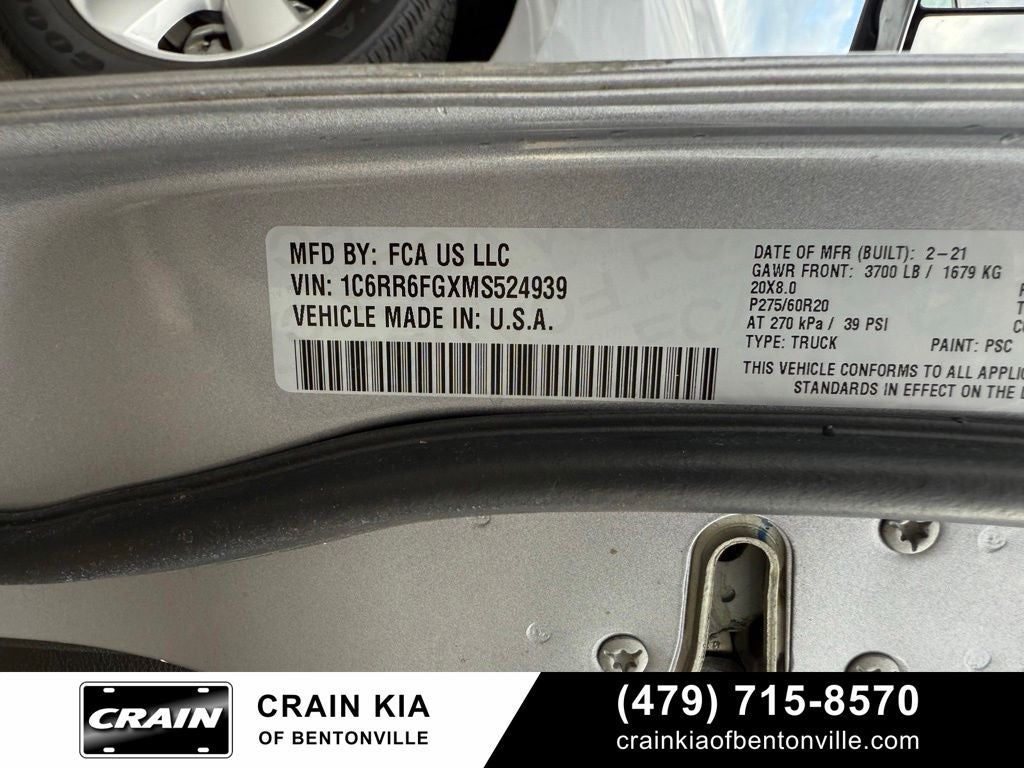 2021 RAM 1500 Classic Tradesman - CLEAN CARFAX / ONE OWNER / LOW MILES!
