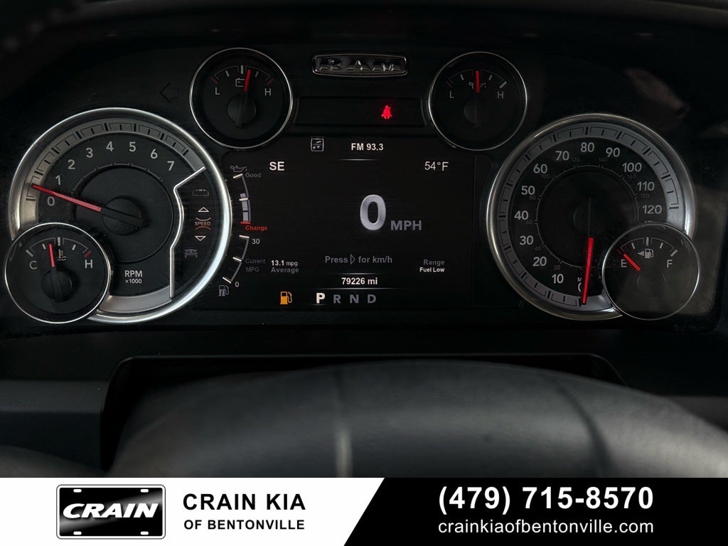 2019 RAM 1500 Classic SLT - 4WD / CLEAN CARFAX