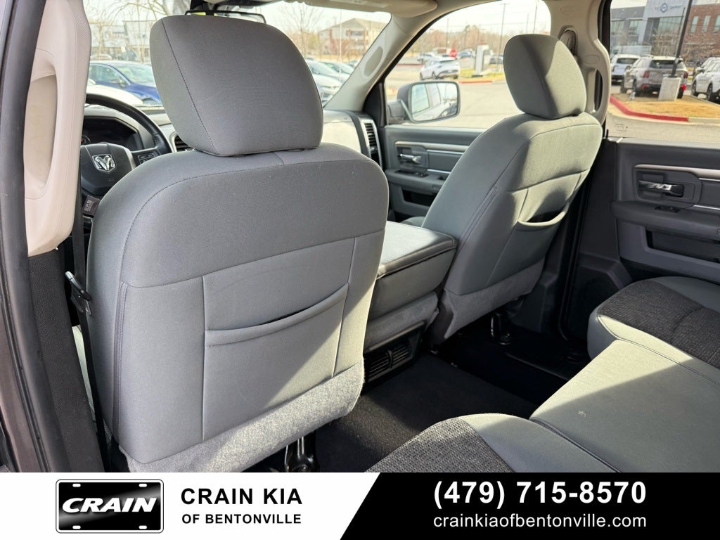 2019 RAM 1500 Classic SLT - 4WD / CLEAN CARFAX