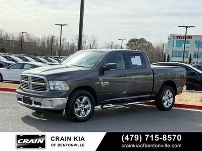 2019 RAM 1500 Classic SLT - 4WD / CLEAN CARFAX