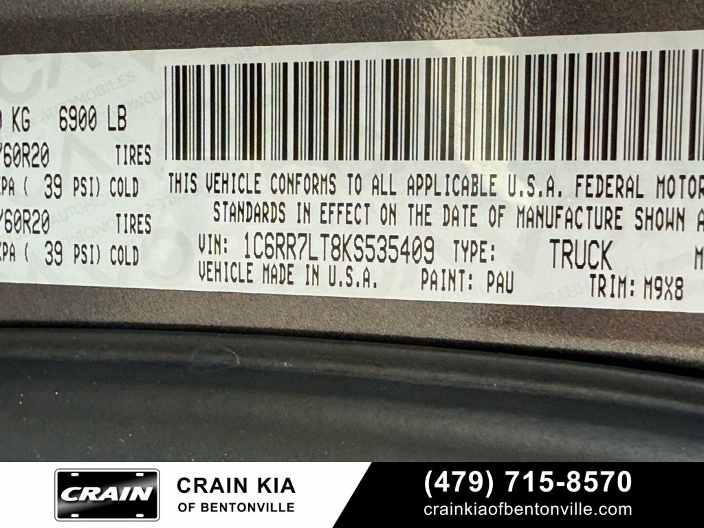 2019 RAM 1500 Classic SLT - 4WD / CLEAN CARFAX