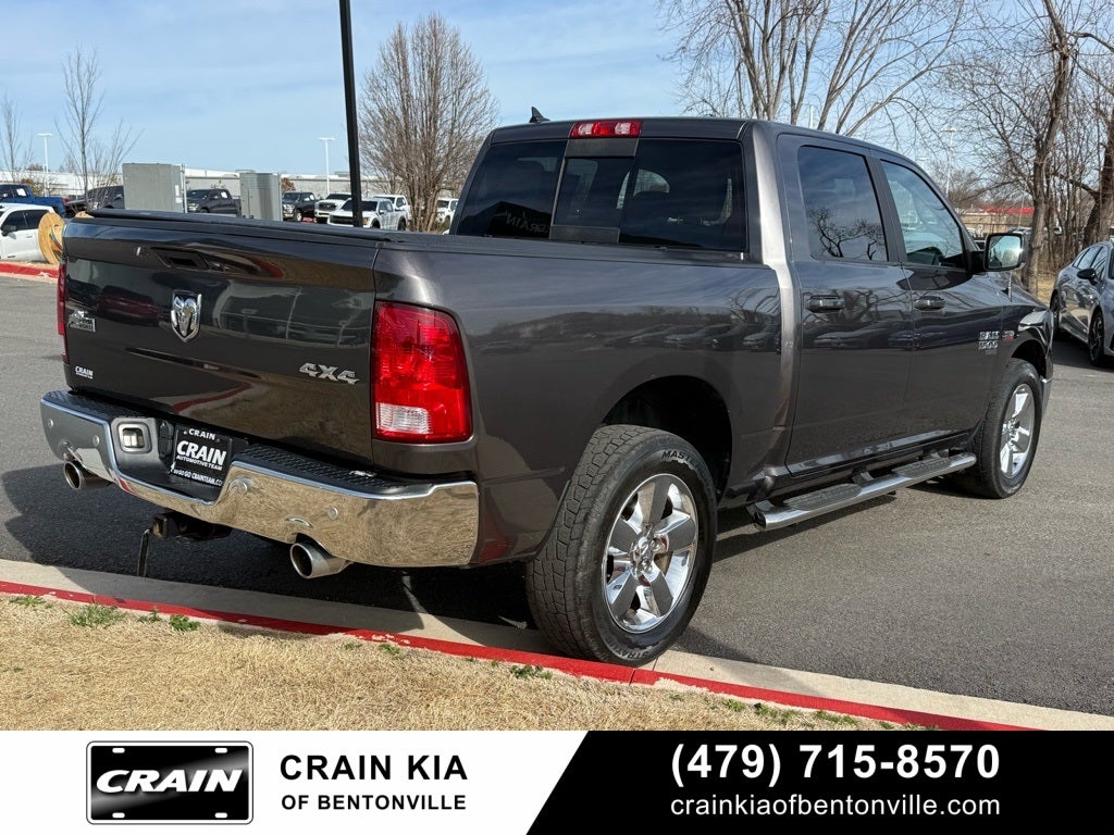 2019 RAM 1500 Classic SLT - 4WD / CLEAN CARFAX