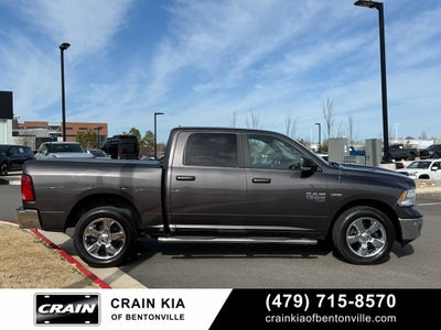 2019 RAM 1500 Classic SLT - 4WD / CLEAN CARFAX