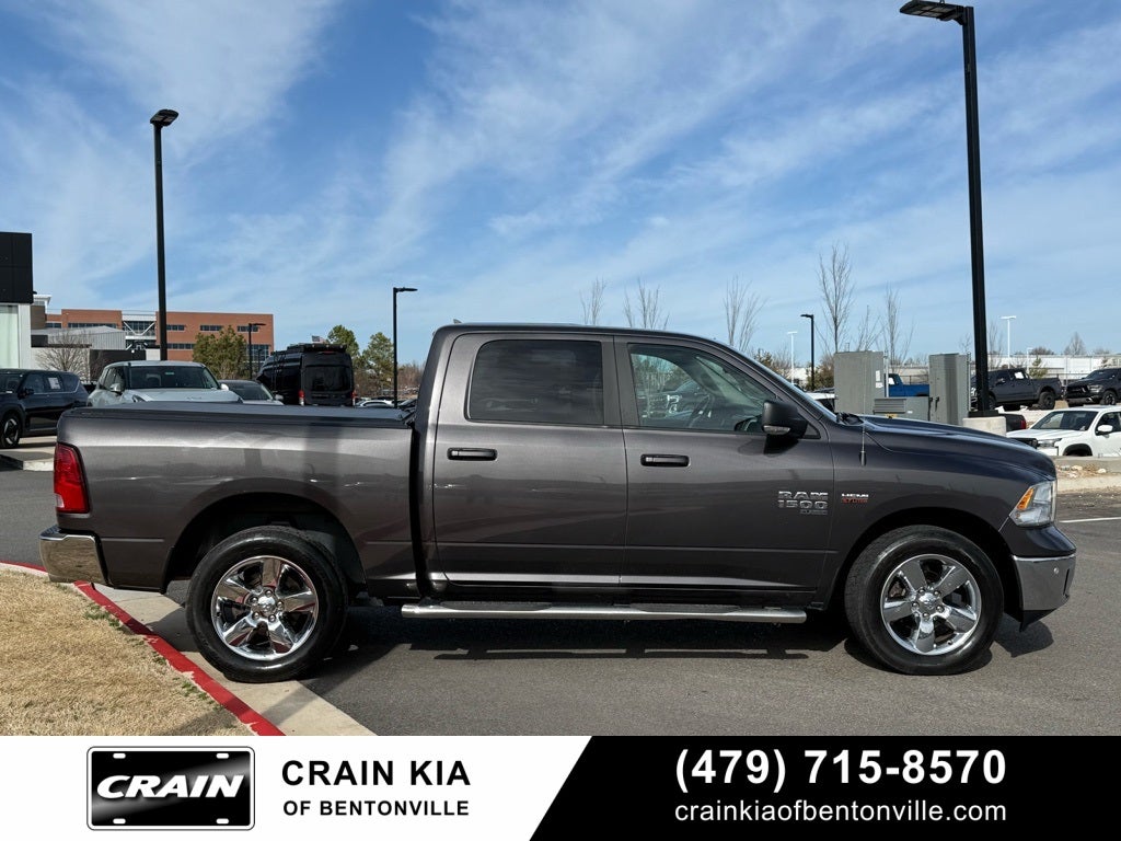 2019 RAM 1500 Classic SLT - 4WD / CLEAN CARFAX