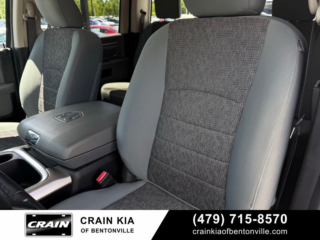 2019 RAM 1500 Classic Big Horn - 4WD / CLEAN CARFAX / LIFTED!