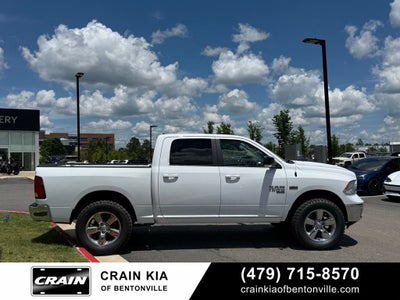 2019 RAM 1500 Classic Big Horn - 4WD / CLEAN CARFAX / LIFTED!