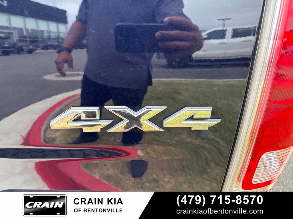 2016 RAM 1500 Laramie - 4WD / CLEAN CARFAX / ONE OWNER