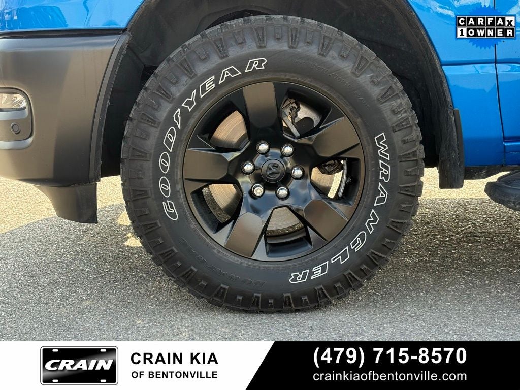 2025 RAM 1500 Warlock - 4WD / CLEAN CARFAX / ONE OWNER