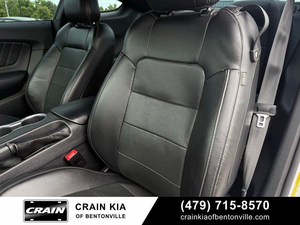 2020 Ford Mustang GT Premium - CLEAN CARFAX HISTORY