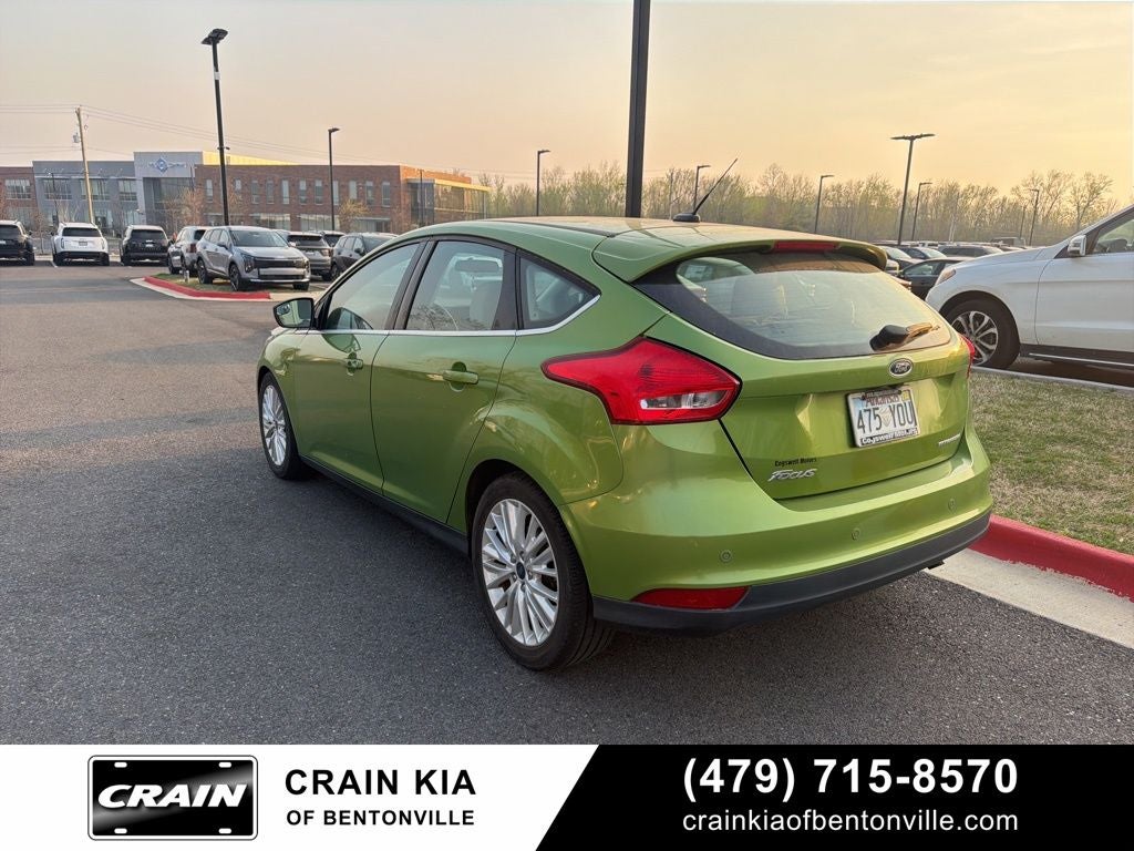 2018 Ford Focus Titanium - SUNROOF / CLEAN CARFAX / LOW MILES!
