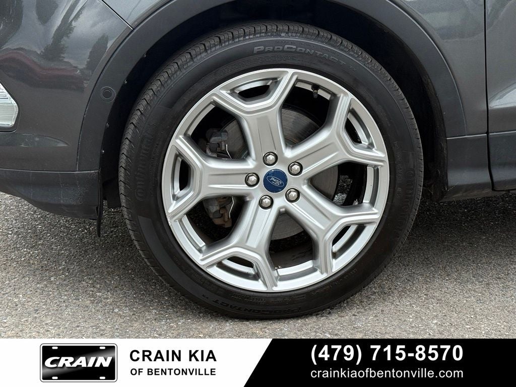 2019 Ford Escape Titanium - 4WD / CLEAN CARFAX