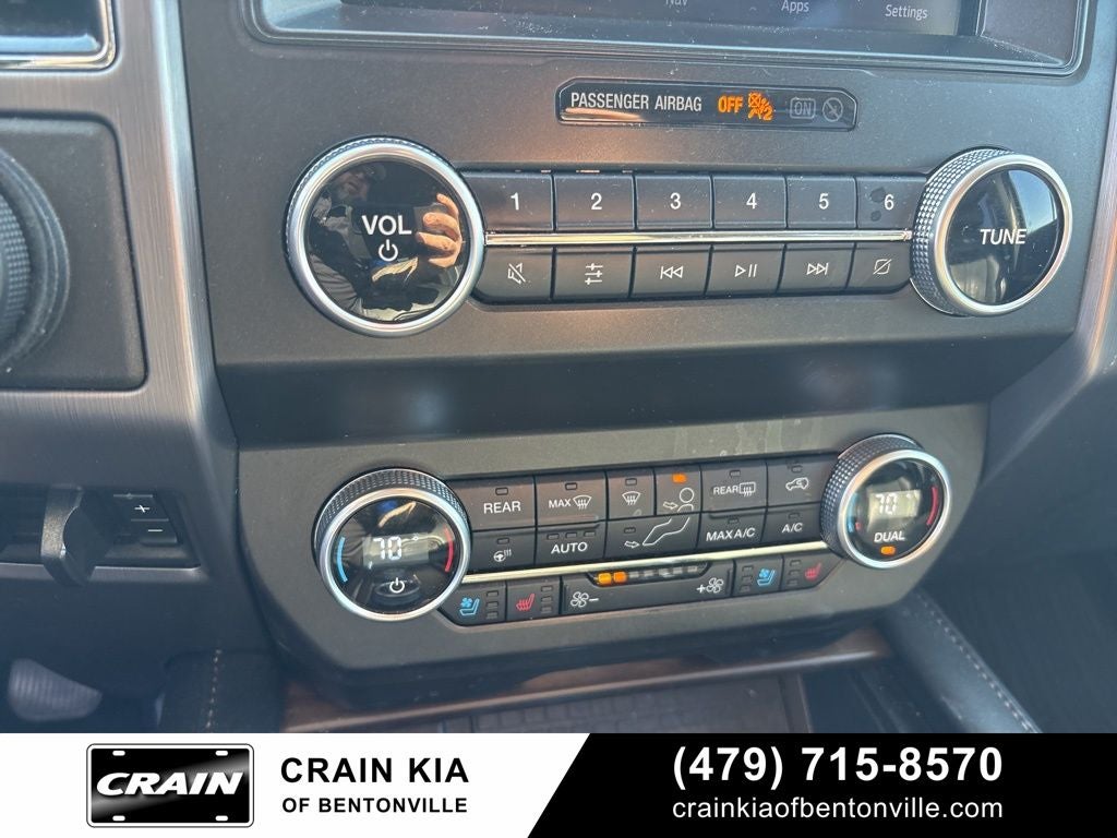 2020 Ford Expedition Platinum - $81,740 MSRP / 4WD / PANORAMIC SUNROOF