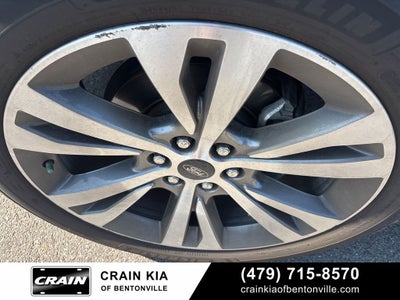 2020 Ford Expedition Platinum - $81,740 MSRP / 4WD / PANORAMIC SUNROOF