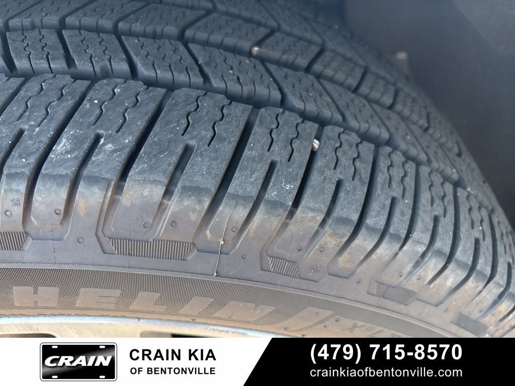 2020 Ford Expedition Platinum - $81,740 MSRP / 4WD / PANORAMIC SUNROOF