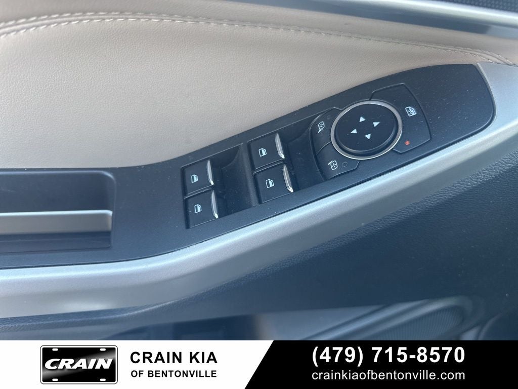 2023 Ford Explorer XLT - CLEAN CARFAX / ONE OWNER / 3RD ROW / CAPTAINS