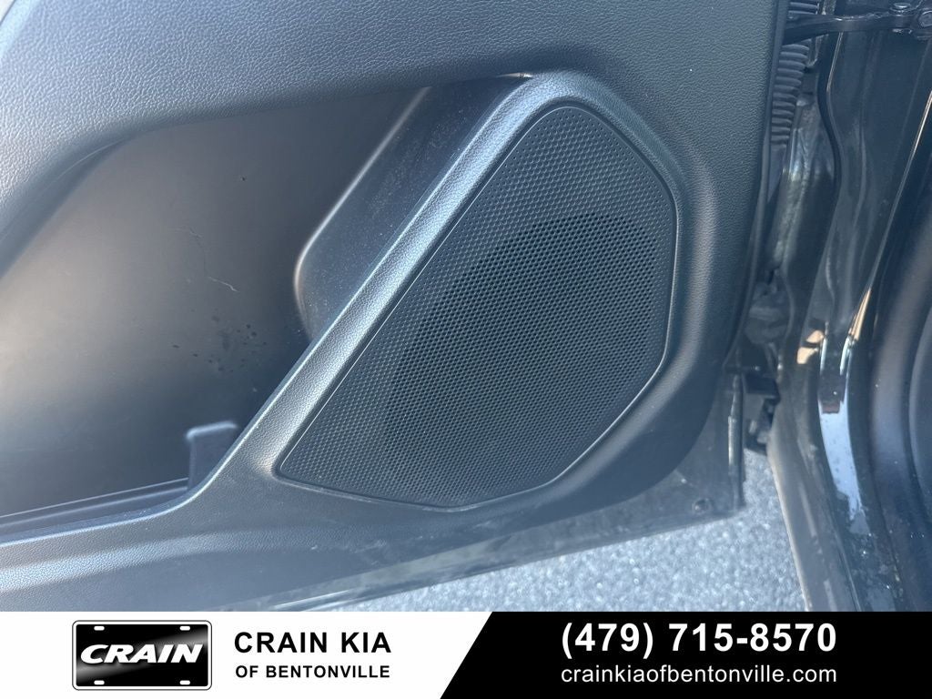2023 Ford Explorer XLT - CLEAN CARFAX / ONE OWNER / 3RD ROW / CAPTAINS
