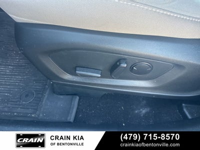 2023 Ford Explorer XLT - CLEAN CARFAX / ONE OWNER / 3RD ROW / CAPTAINS
