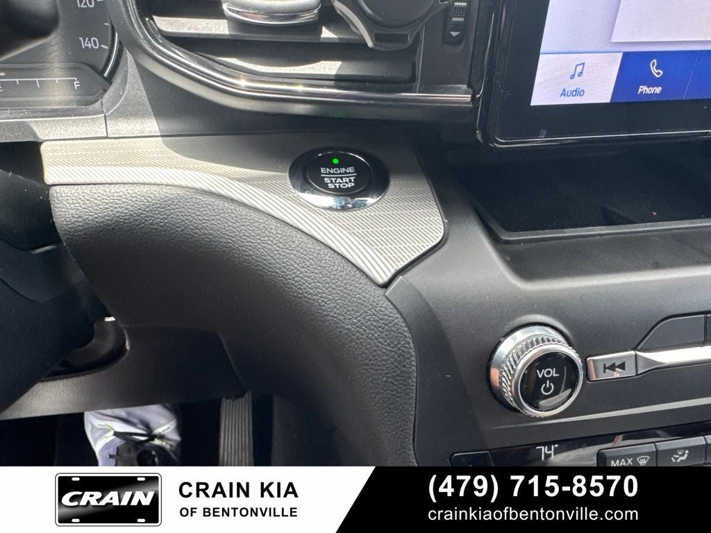 2020 Ford Explorer XLT - 4WD / PANORAMIC SUNROOF / CLEAN CARFAX