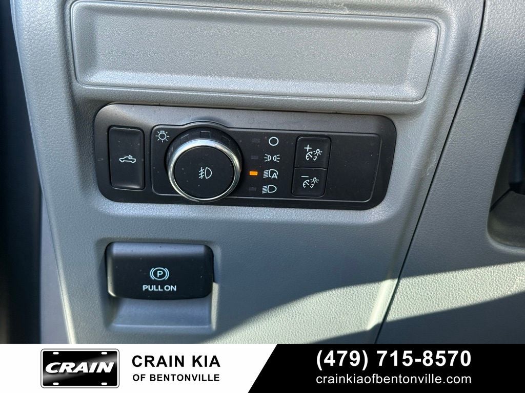 2021 Ford F-150 XLT - 4WD / CLEAN CARFAX