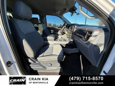 2021 Ford F-150 XLT - 4WD / CLEAN CARFAX