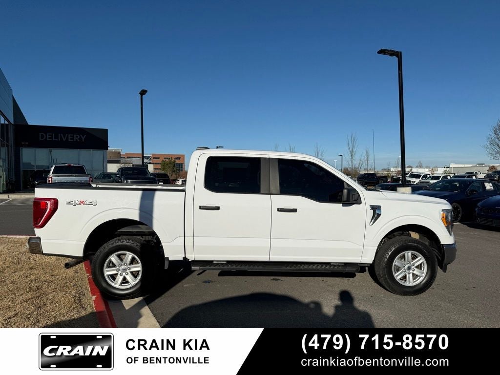 2021 Ford F-150 XLT - 4WD / CLEAN CARFAX