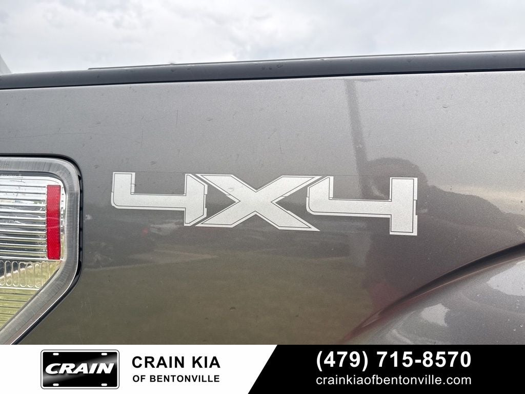 2012 Ford F-150 Lariat - 4WD / LIFTED!