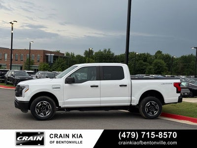 2022 Ford F-150 Lightning Pro - AWD / CLEAN CARFAX / ONE OWNER