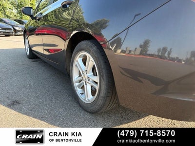 2017 Chevrolet Cruze LT - CLEAN CARFAX