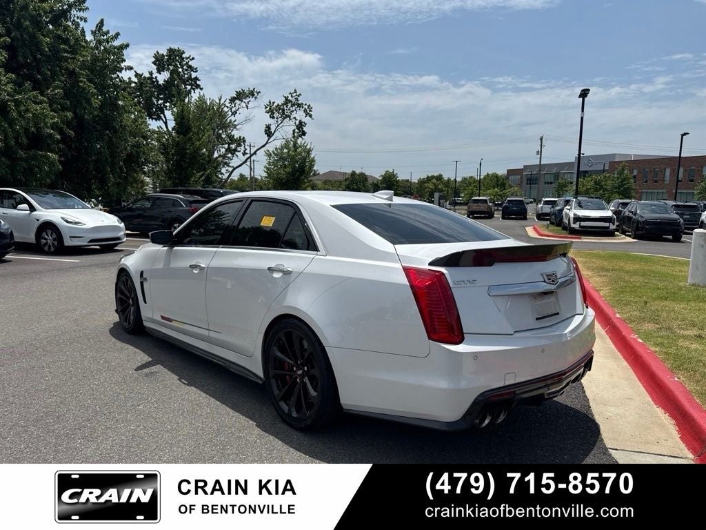 2019 Cadillac CTS-V Base - $107,215 MSRP / CLEAN CARFAX / SUNROOF