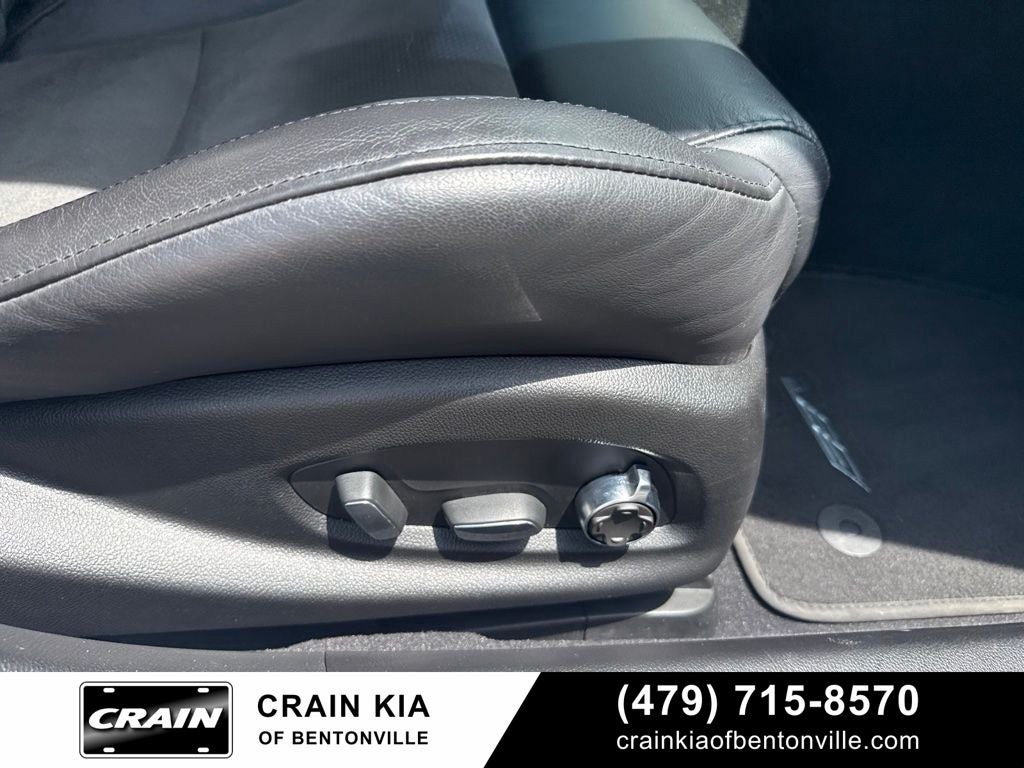 2019 Cadillac CTS-V Base - $107,215 MSRP / CLEAN CARFAX / SUNROOF
